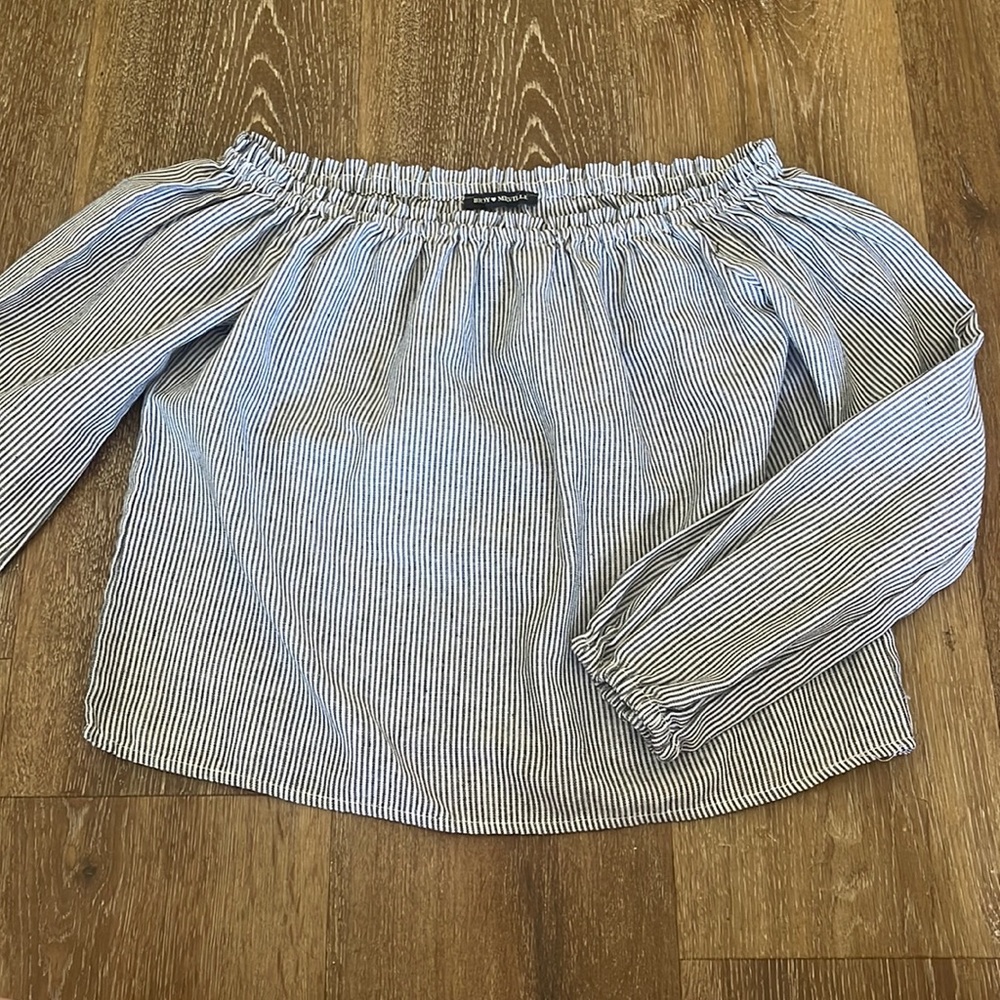Brandy Melville long sleeve off-the-shoulder top